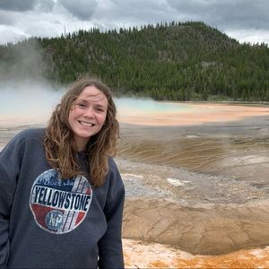 Meet your Posher, Alyssa